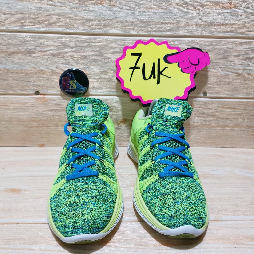 Nike flyknit lunar hotsell 4 2017