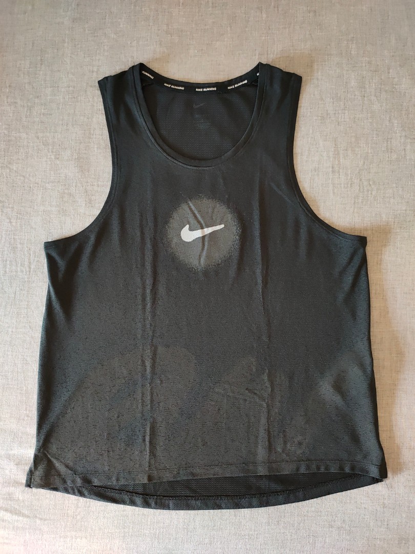 mens running top nike