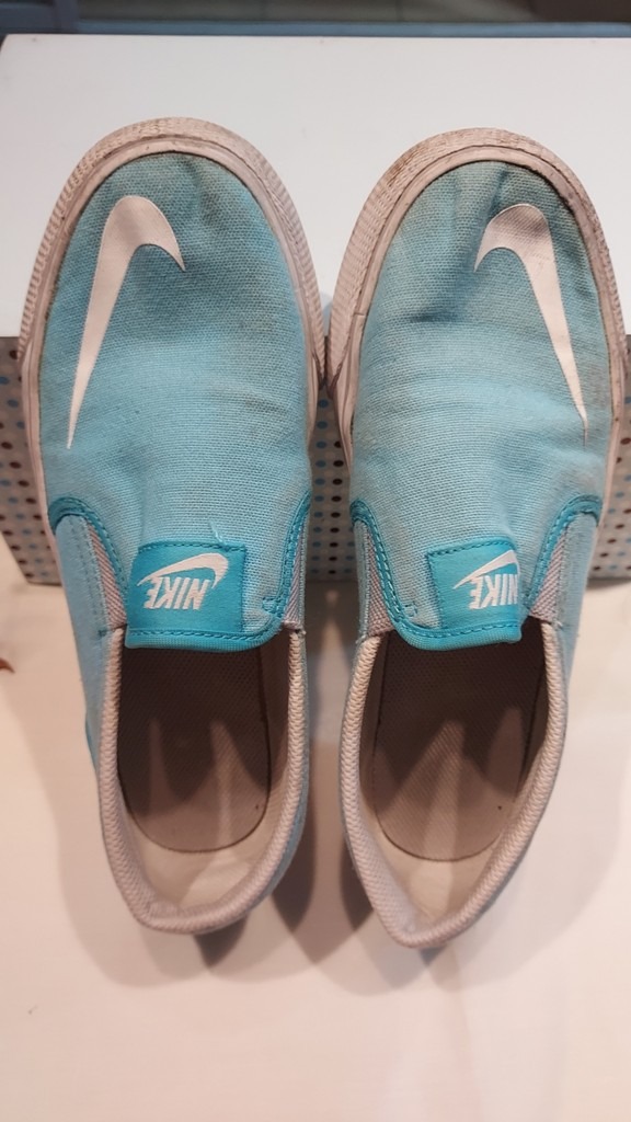 womens nike toki slip on