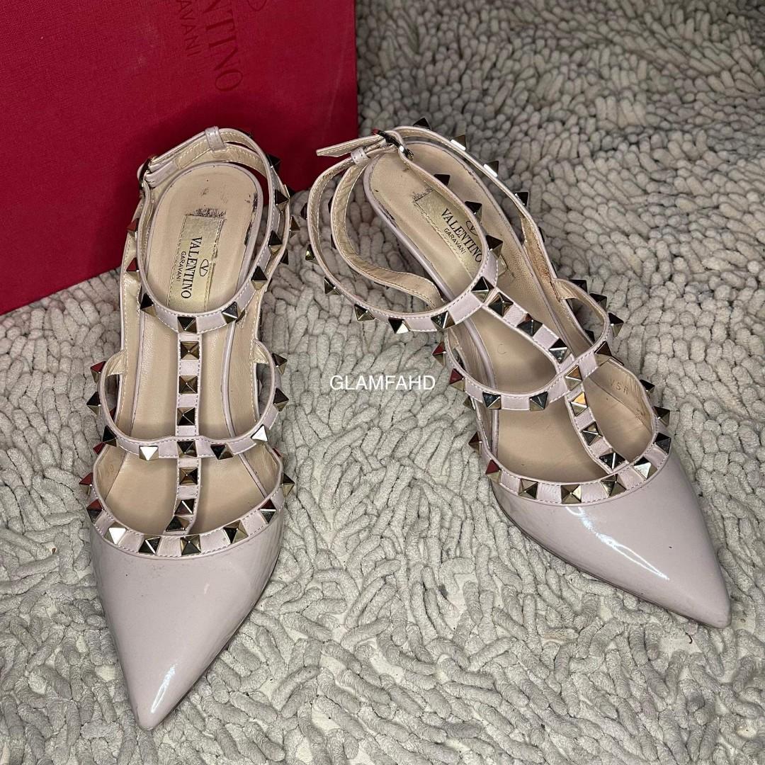Pre owned valentino rockstud new arrivals