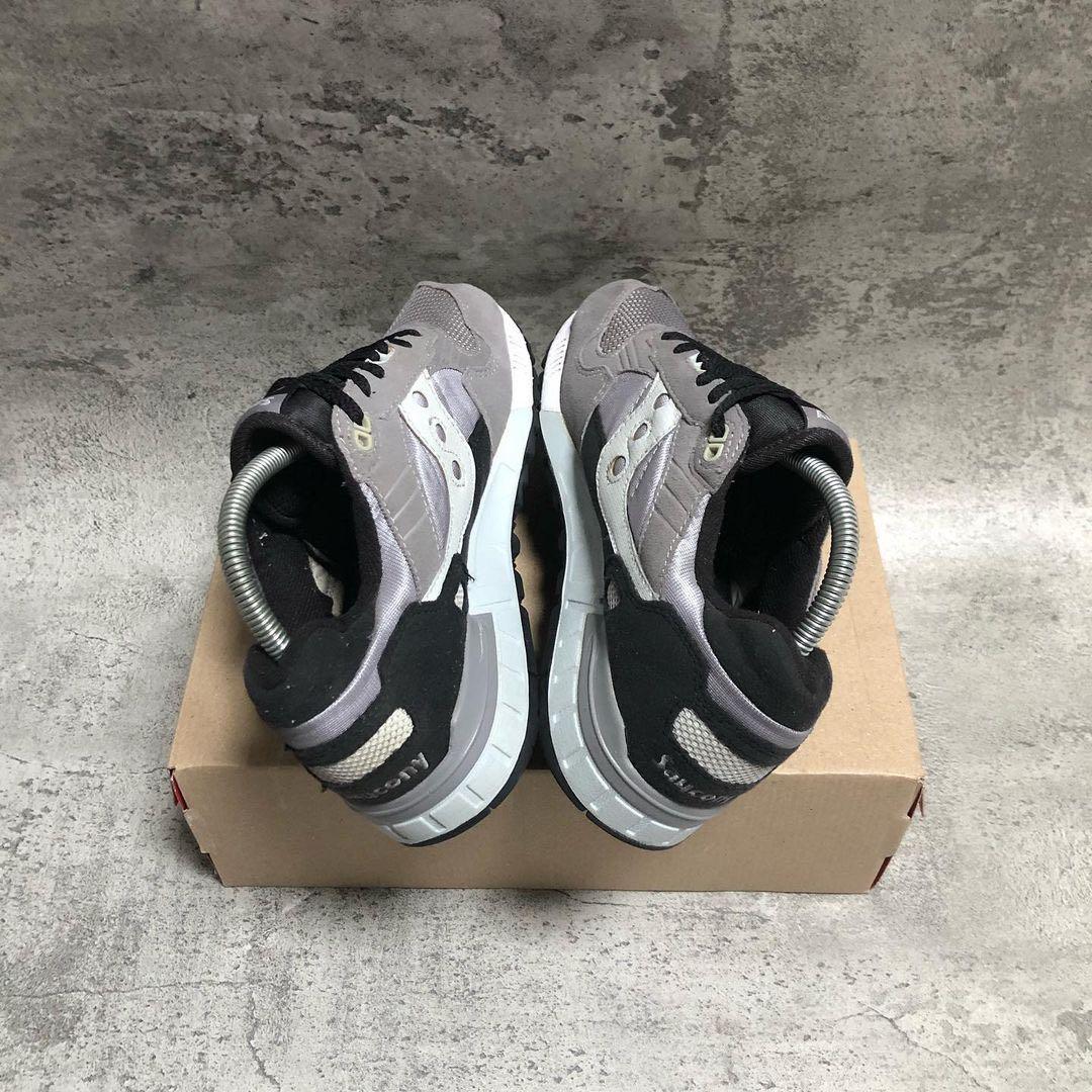 shadow 5000 grey