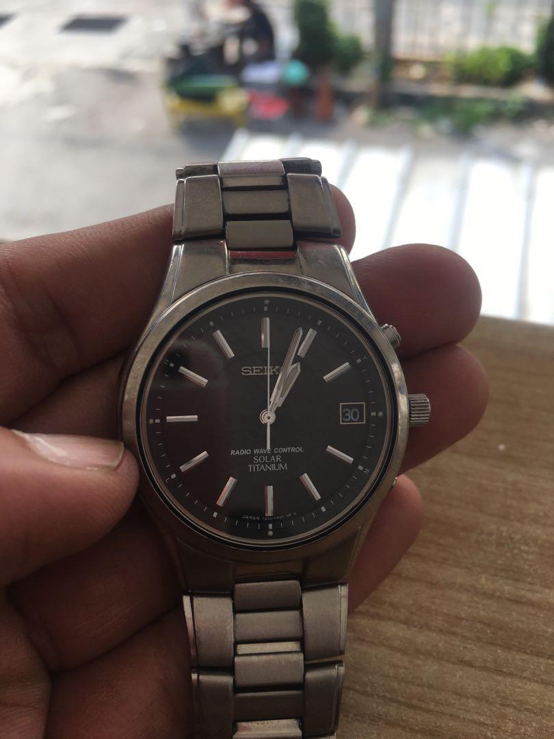 Seiko radio hotsell wave control titanium