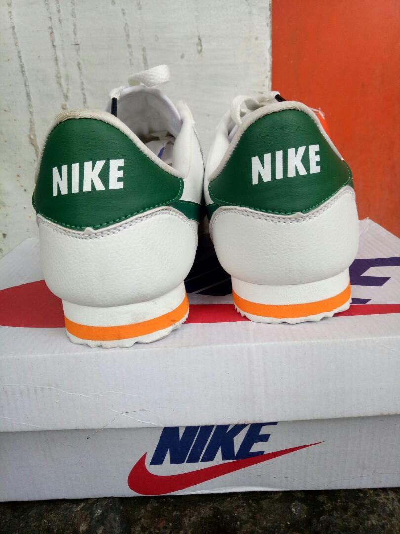 ootd sepatu nike cortez