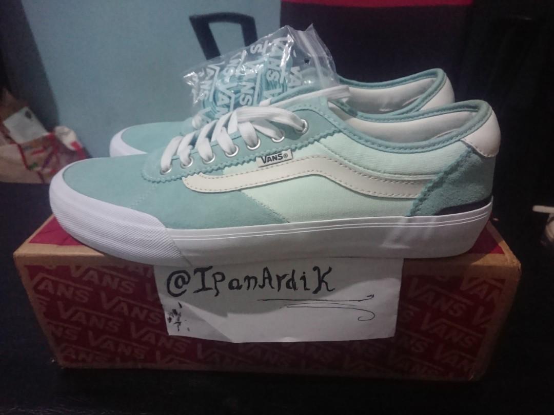 SEPATU SNEAKERS VANS CHIMA PRO 2 Aqua Haze Soothing Sea SIZE US 11 EUR 44.5 BNIB RESMI NAVYA Fesyen Pria Sepatu Sneakers di Carousell
