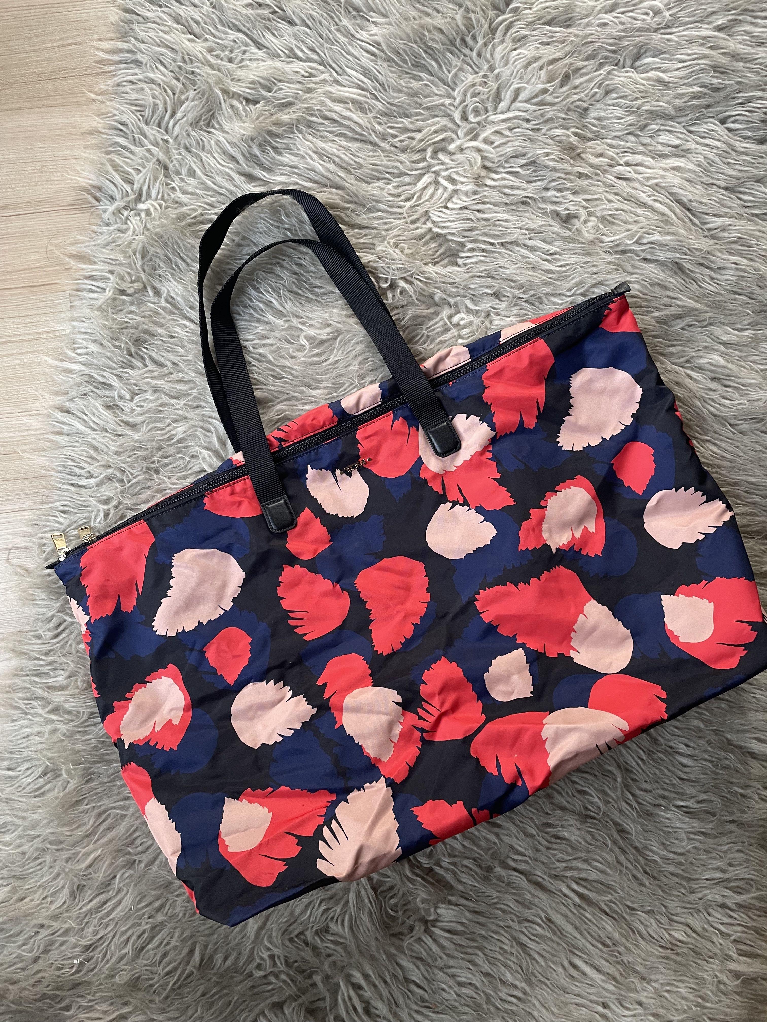 Tumi shopper travel bag