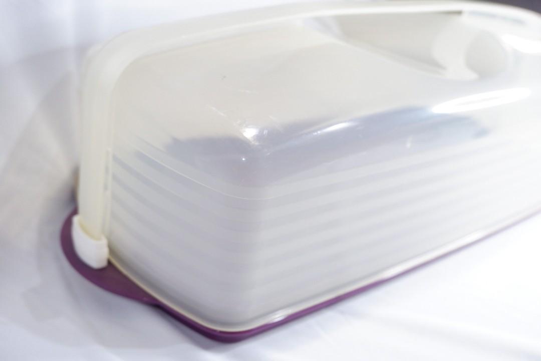 Tupperware cake taker rectangular (limited release), Kitchen