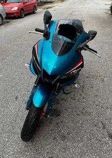 Used Yamaha Yzf - R25 only 3000km - Whatspp Apply 014 665 8852