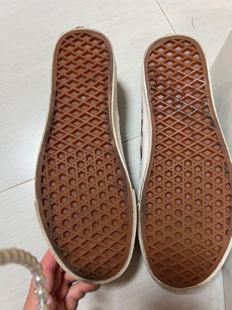 Vans Slip On x Sandy liang, 女裝, 鞋, 波鞋- Carousell