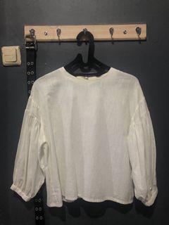 White Shirts take all