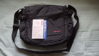 （分類：）位於 。 由 brandontm 提交（商品編號 1175504191，圖片 1）。簡介： 。