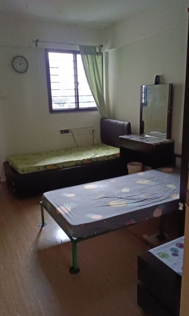 (Category: ) located in . Submitted by AriesAries (Listing ID 1175705186, Image 1). Description: .
