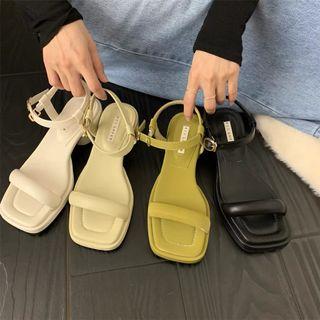 黑色一次帶低跟涼鞋