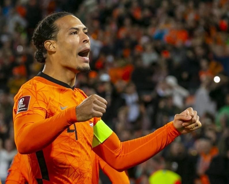 BNWT 20 21 Holland Home Vaporknit Full