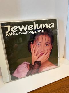 （分類：）位於 。 由 bloomberg2020 提交（商品編號 1175680019，圖片 1）。簡介： 。