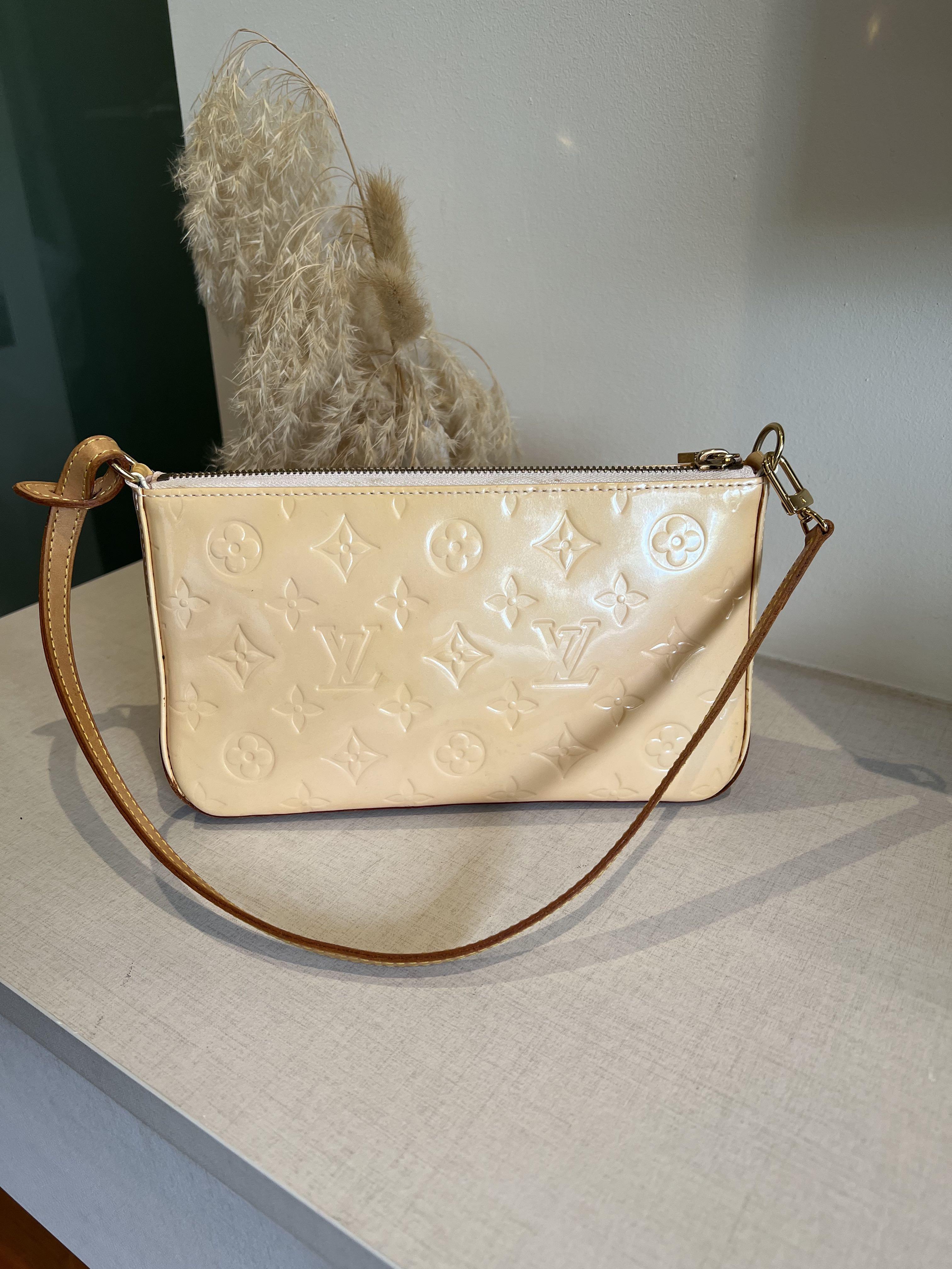 Louis Vuitton Monogram Vernis Pochette Mini Shoulder Bag in Cream
