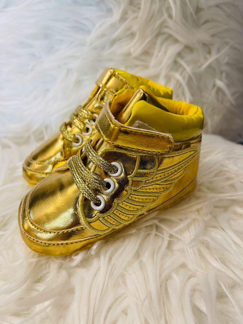 Gold shoes for baby cheap boy