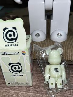 （分類：）位於 。 由 ilovebearbrick 提交（商品編號 1175834291，圖片 1）。簡介： 。
