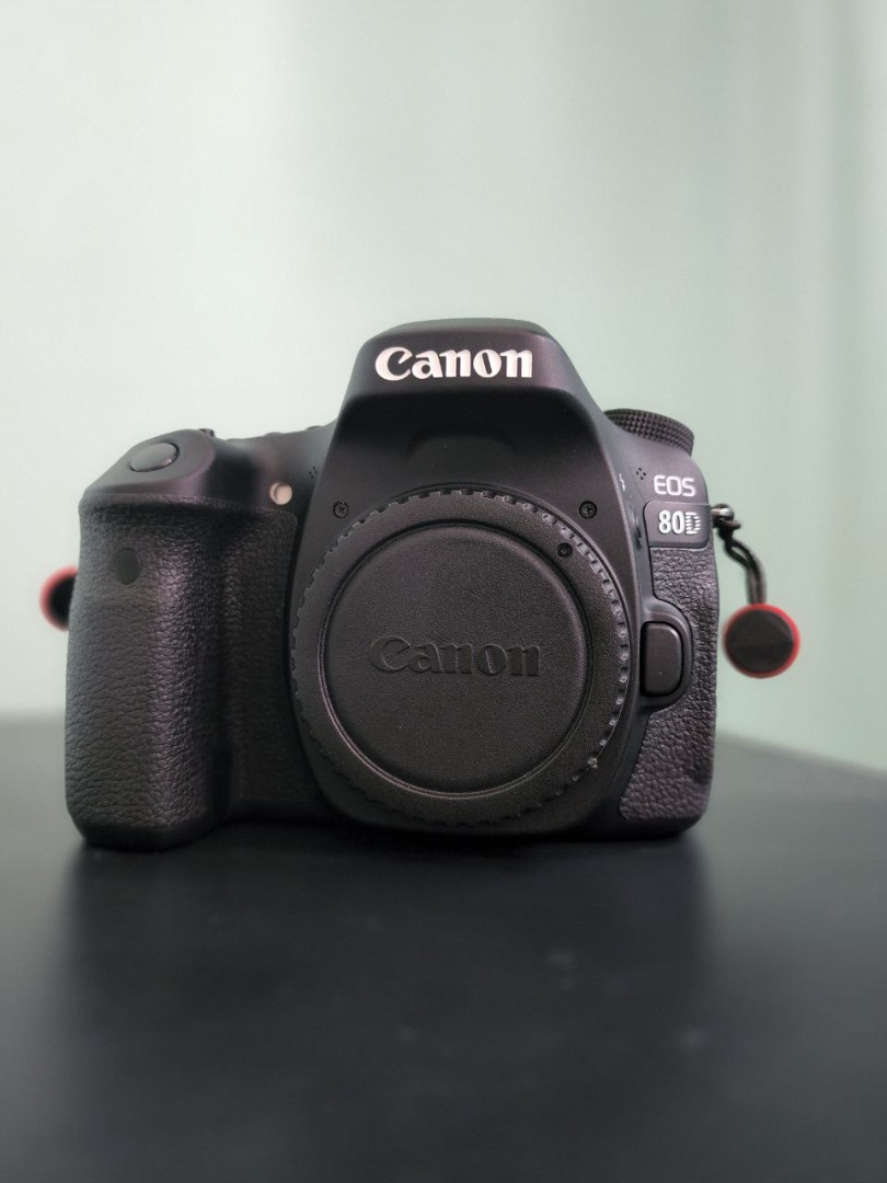 Canon EOS 80D w/ 3 lenses (1 Kit + 2 Primes), Photography, Lens & Kits