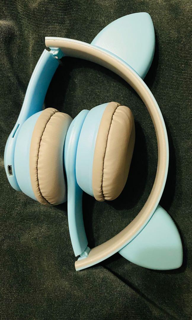 Beats cat best sale ear headphones