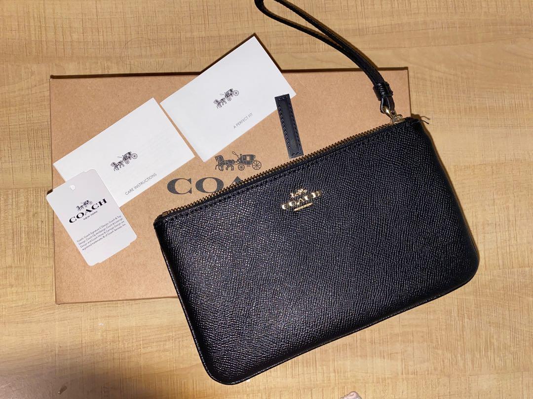 Brand New Coach Wallet Bag Black Leather (Original), Women's Fashion, Bags  & Wallets, Clutches on Carousell