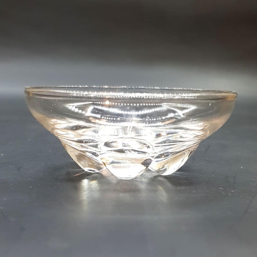 Vintage crystal condiment dish salt cellar (Category: Food Organization & Storage) located in Imus. Submitted by mostlyvintage (Listing ID 1175705608, Image 2). Description: 🎀 footed crystal condiment dish or salt cellar 🎀 🎀 brownish hue is due to reflective lighting 🎀 🎀 approx. 2.5 cm. in height; 7 cm. in diameter 🎀 🌸For fashion finds and other stuff, pls. visit my other Carousell store: https://carousell.app.link/XSuC3F3Gsuba.