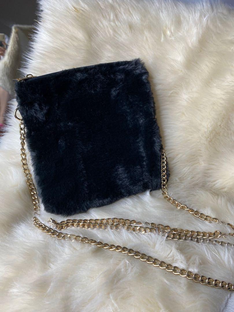 Forever 21 fur sling on sale bag