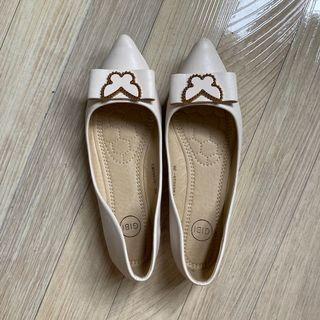 GIBI Butterfly Bone Flat Shoes