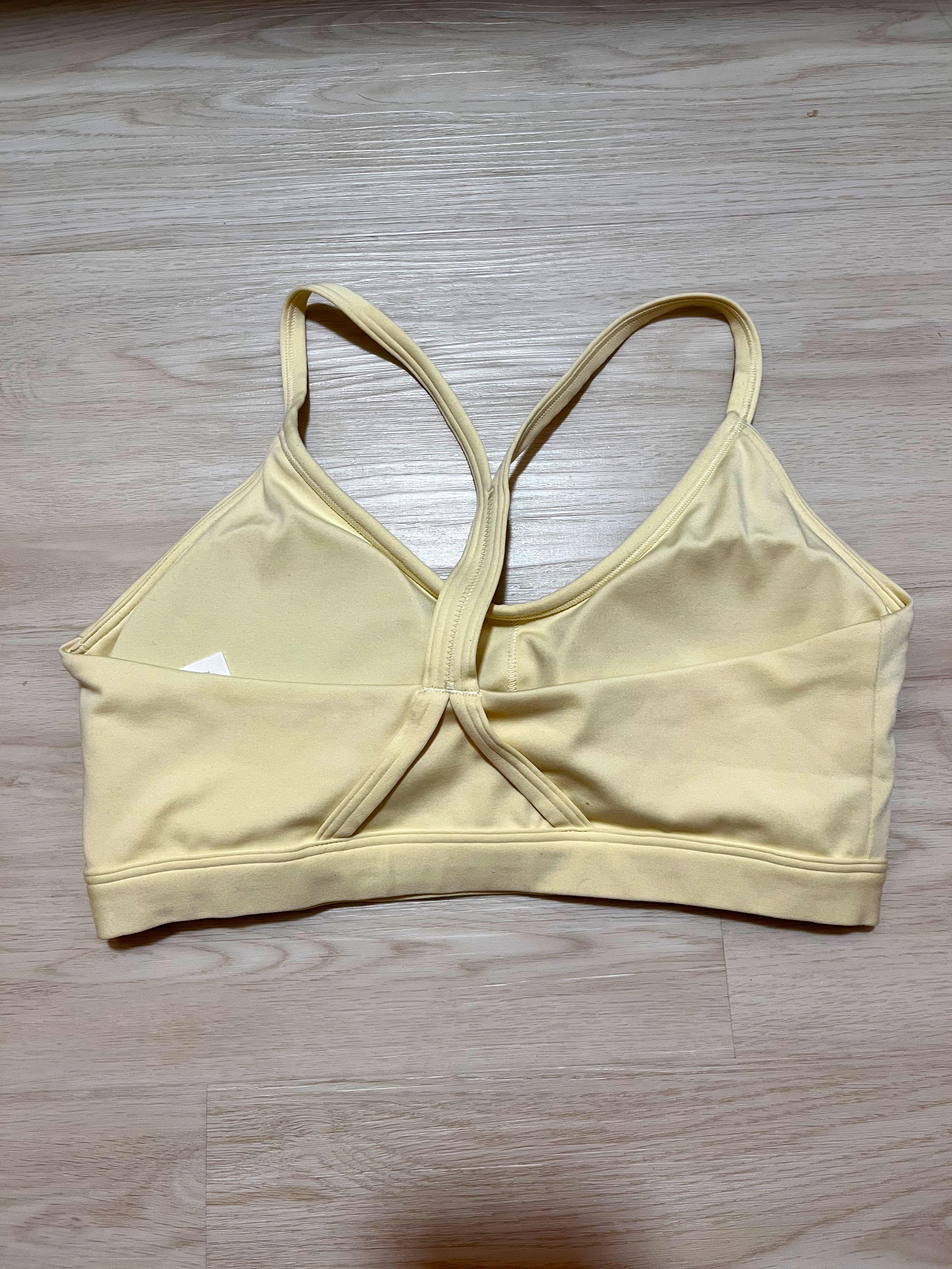 Gymshark Ruched Sports Bra, Women's Fashion, Activewear on Carousell
