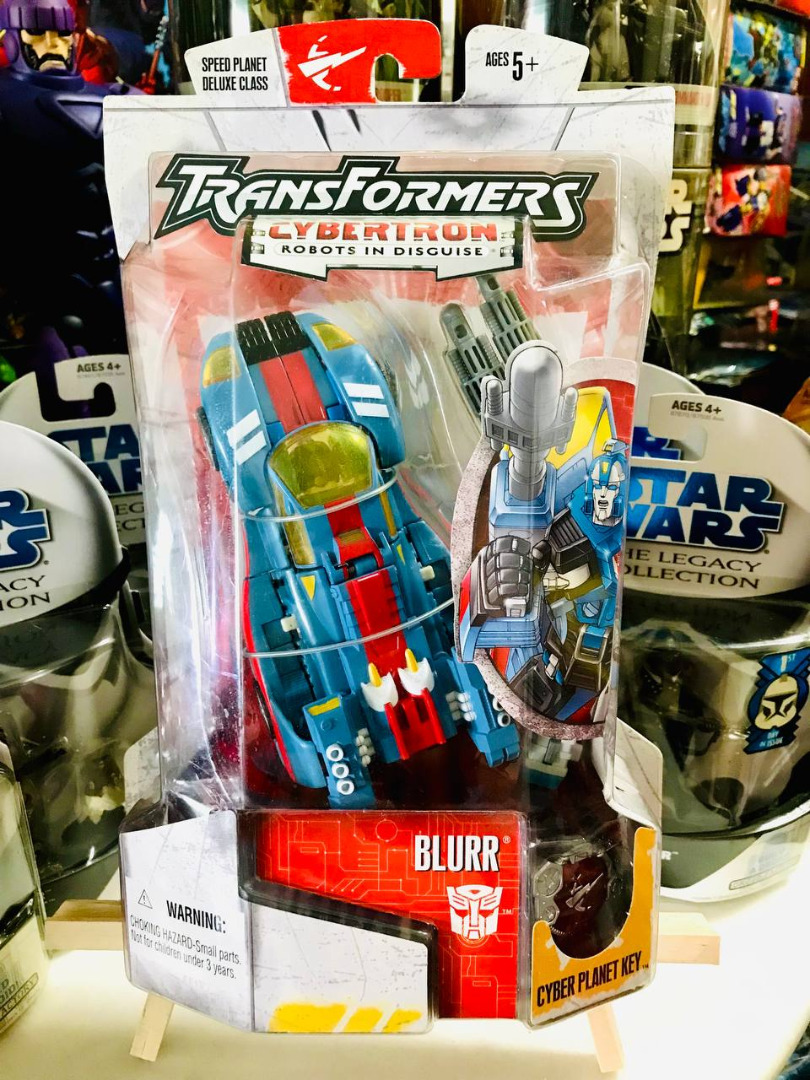 HASBRO TRANSFORMERS CYBERTRON ROBOTS IN DISGUISE DELUXE SERIES