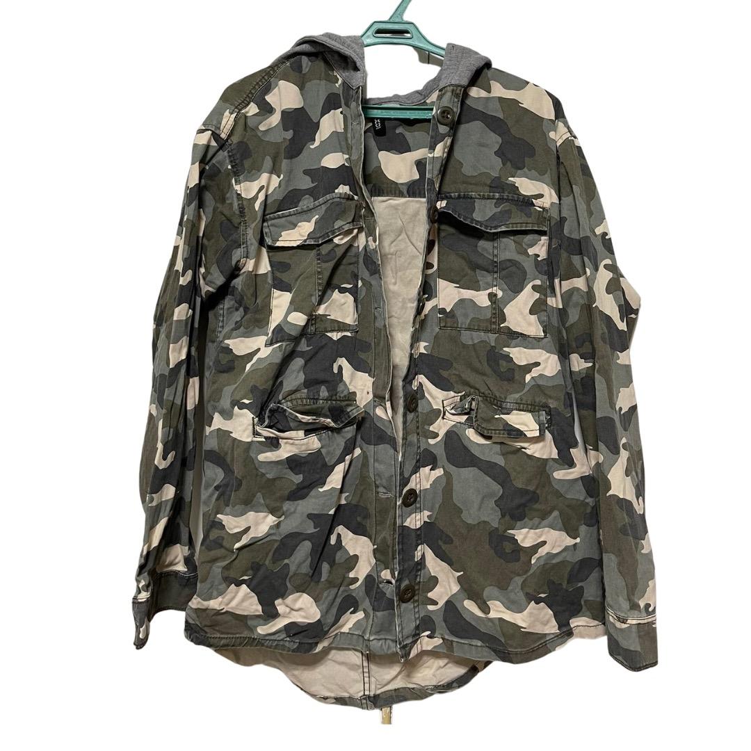 H&m camo deals jacket womens