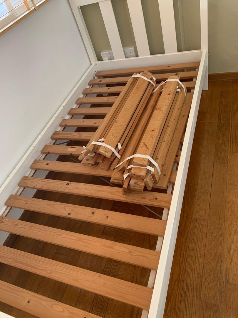 Luröy slatted bed on sale base queen