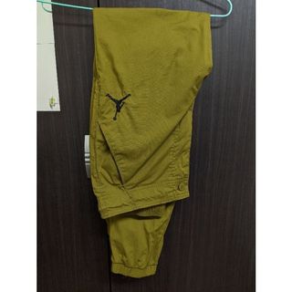 由 zeroshop99 (刊登 ID 1175692340，圖片 1) 提交，位於 的 (類別：)，說明：。