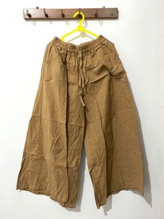 (Kategori: ) berada di . Dikirim oleh fromlinscloset (ID iklan 1175819603, Gambar 1). Deskripsi: .