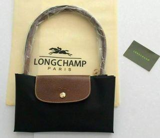 Longchamp shopping bag in black size M