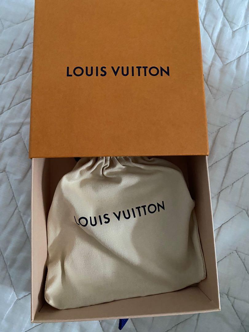 Louis Vuitton Paper Bag Orange, Men's Fashion, Watches & Accessories,  Accessory Holder, Box & Organizers on Carousell