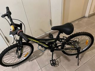 (Category: ) located in . Submitted by hcna13 (Listing ID 1175677603, Image 1). Description: .