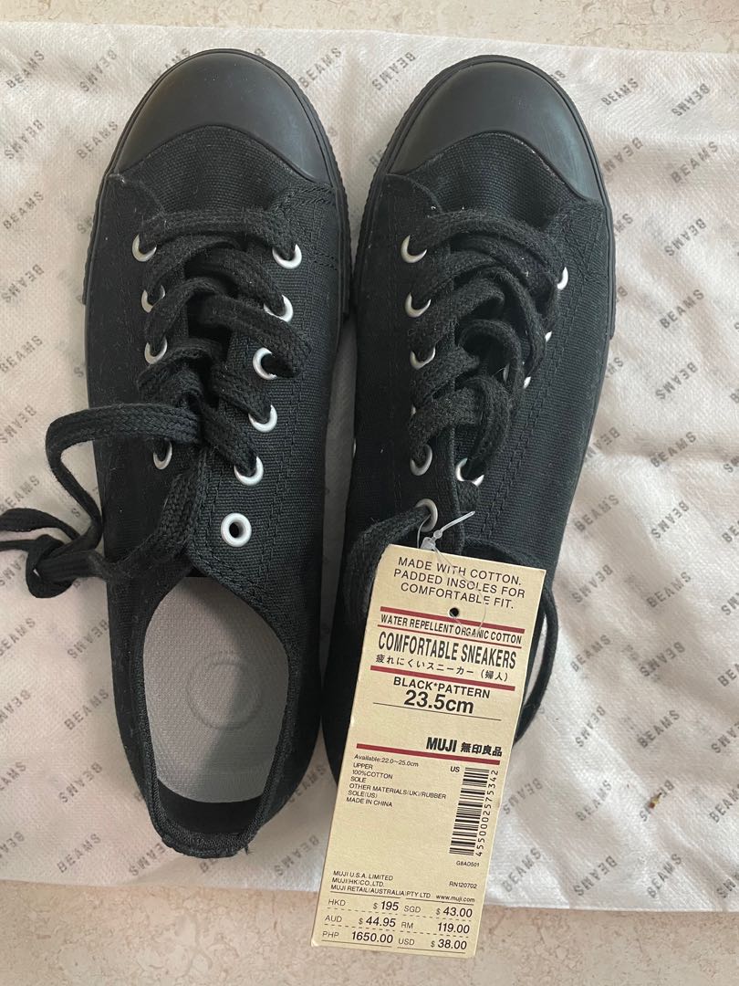 muji water repellent sneakers