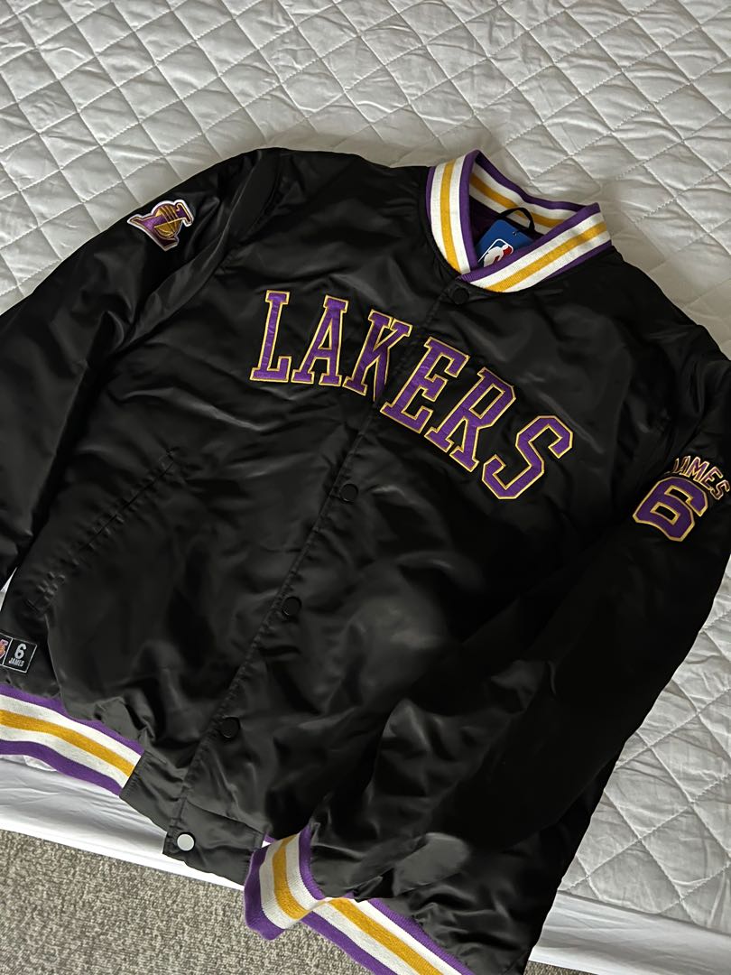 Lebron sales lakers jacket