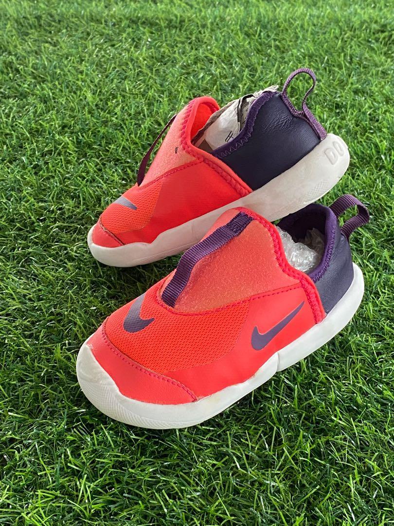 Lil discount swoosh nike