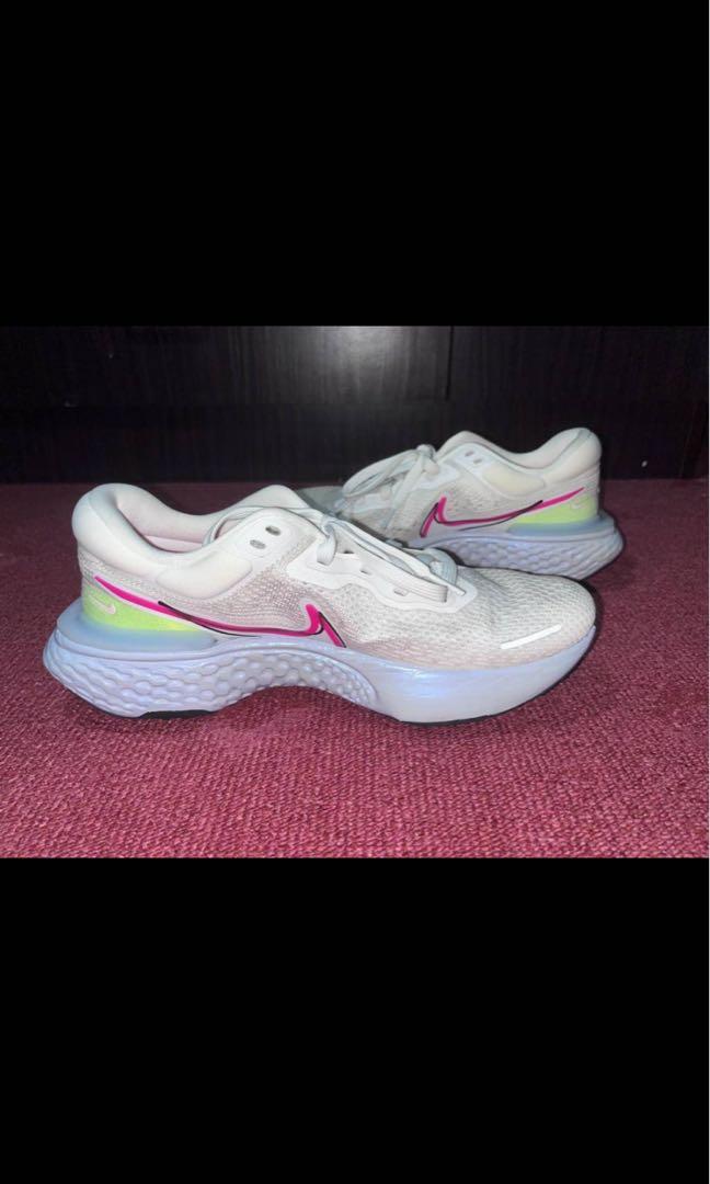 zoomx invincible vs pegasus 38