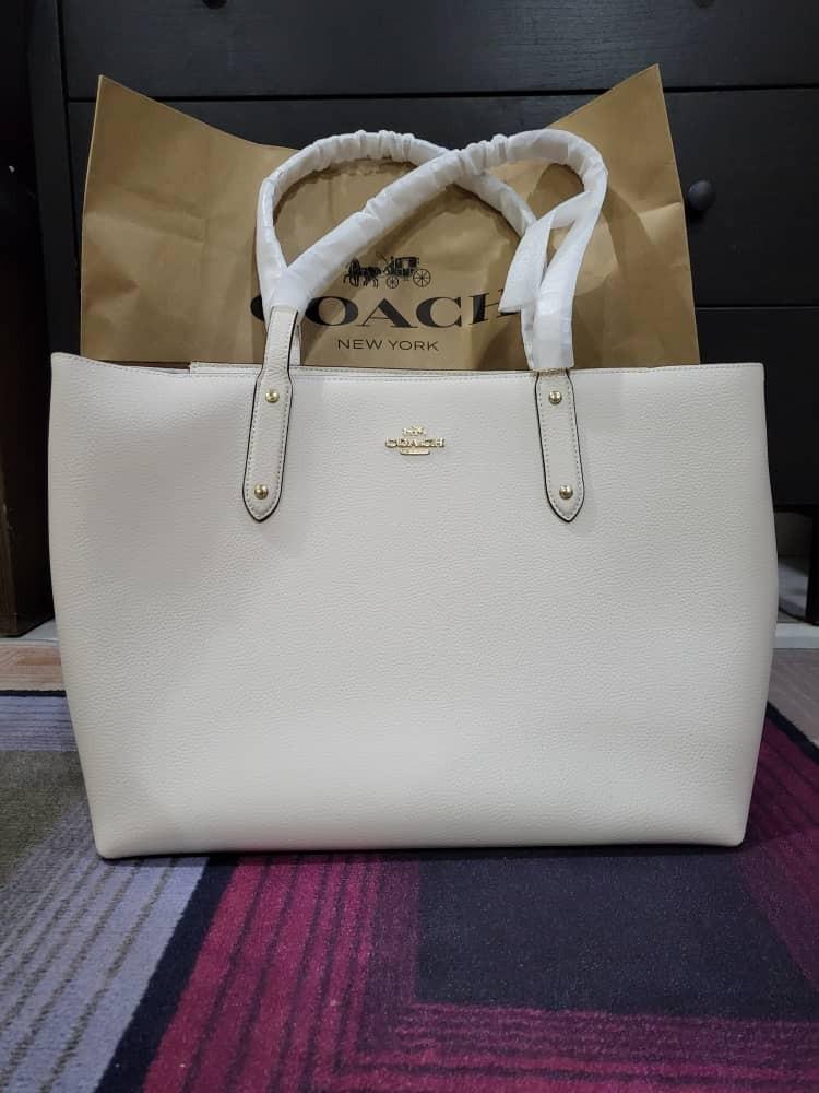 Original Coach Tote with zip, Women's Fashion, Bags & Wallets, Tote Bags on  Carousell