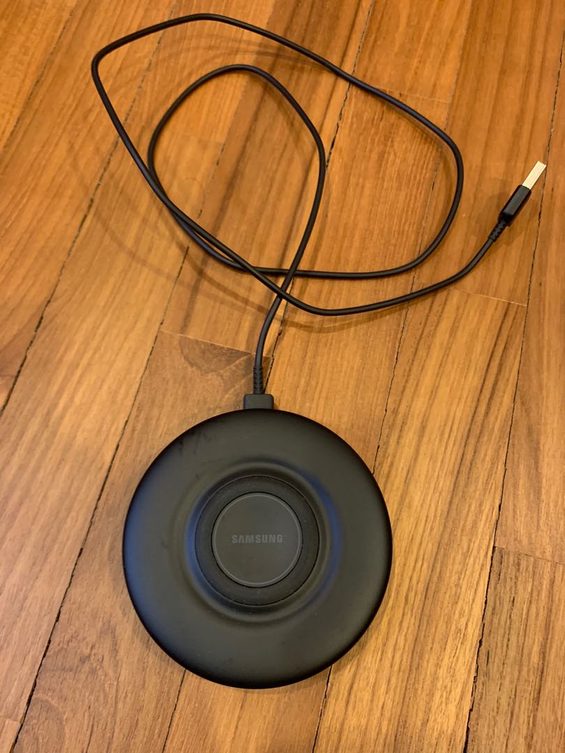 Original Samsung wireless charger EP- P3105, Mobile Phones & Gadgets ...