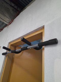 Pull-up Bar (Can be dismantled)