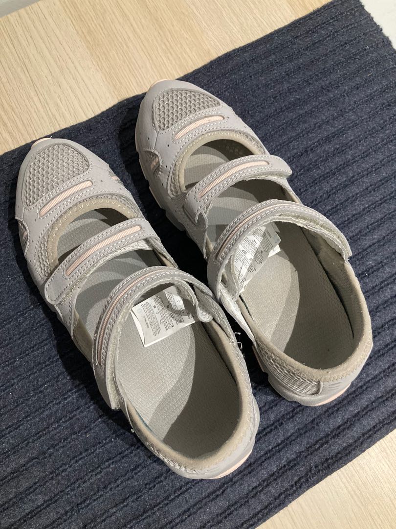 Quechua walking hotsell sandals