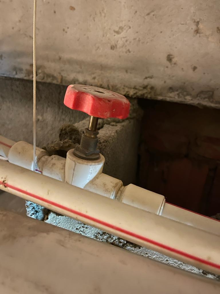 FREE DELIVERY GATE VALVE, Furniture & Home Living, Bathroom & Kitchen