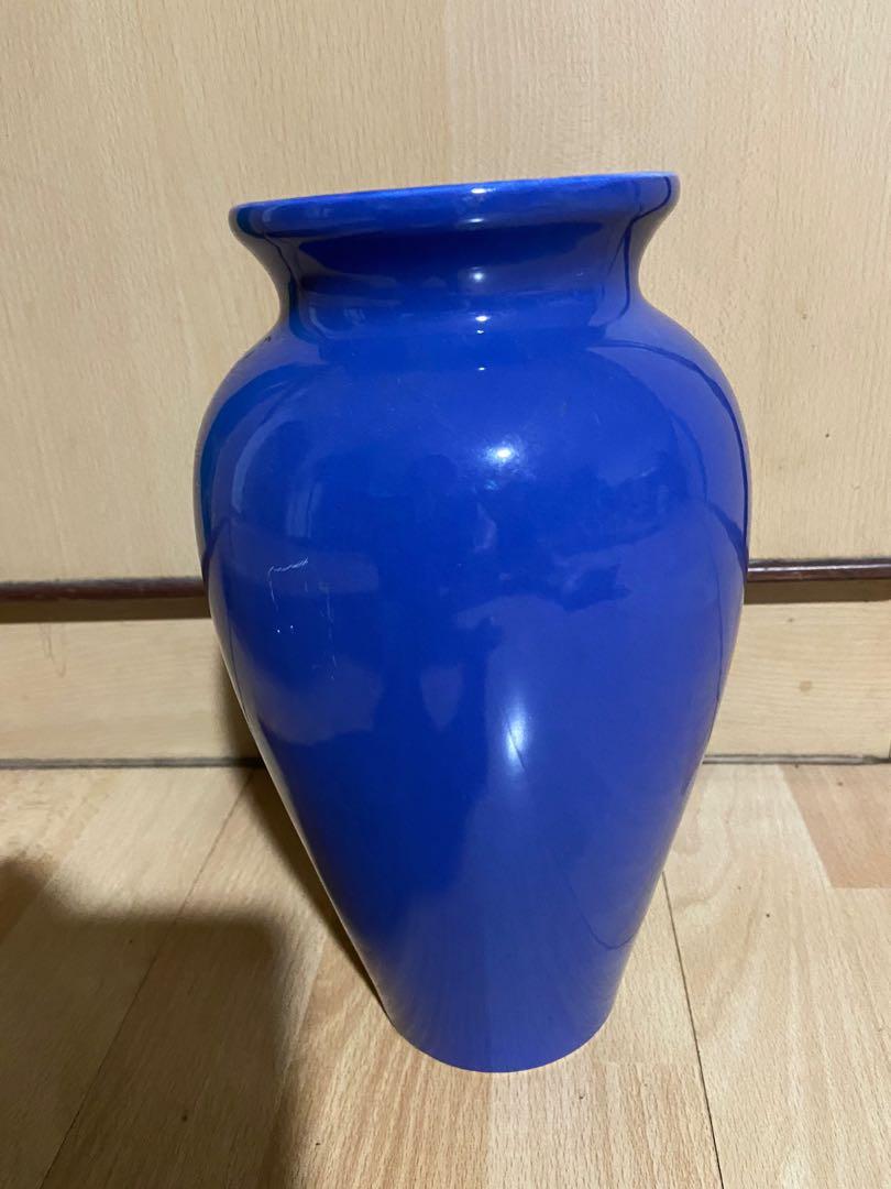 Royal Blue Porcelain Vase, Furniture & Home Living, Home Decor, Vases