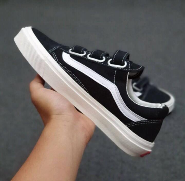 Sepatu vans velcro on sale