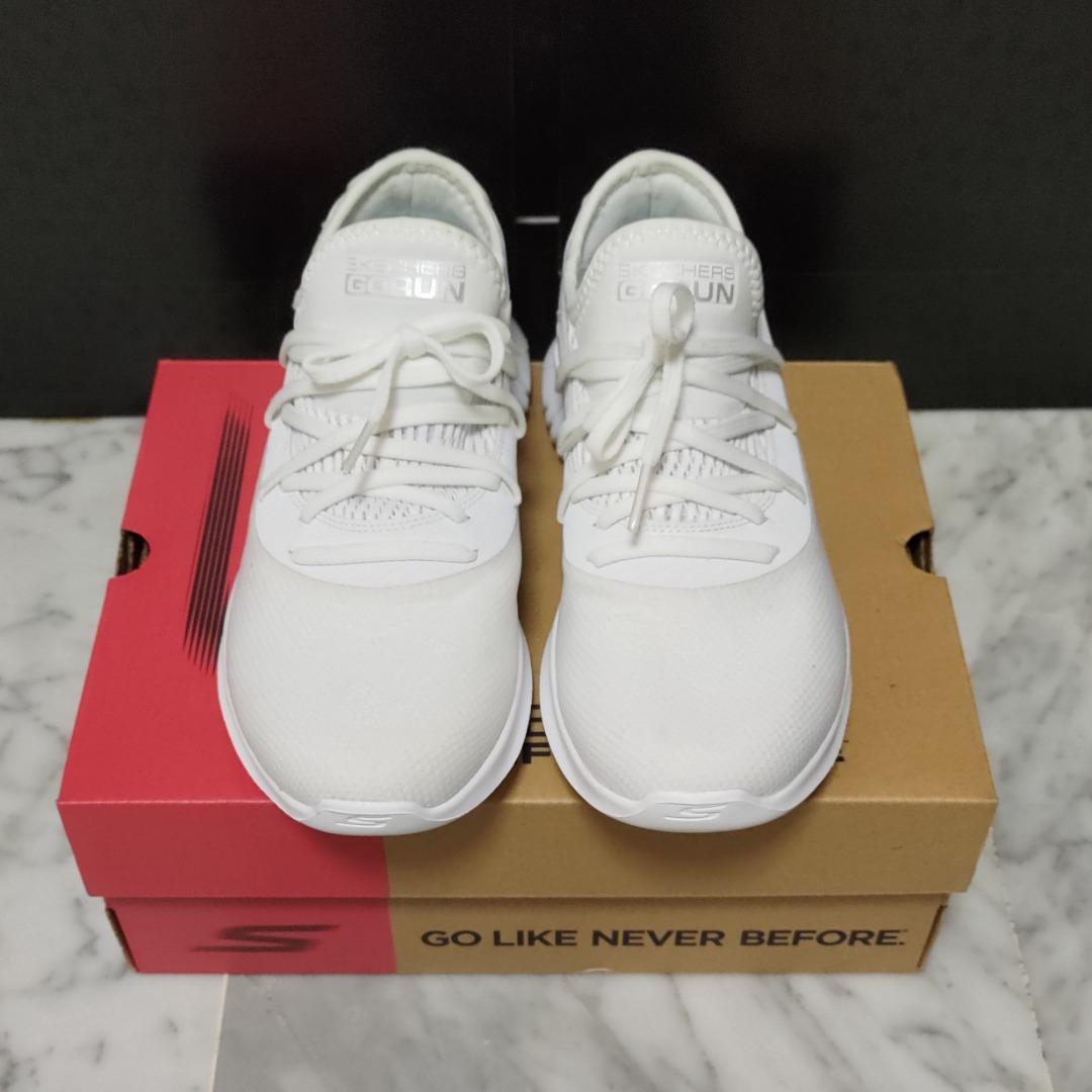 Yoga mat tennis shoes store