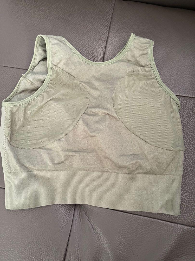 Sport bra L size (bundle of 5), Women's Fashion, Activewear on Carousell