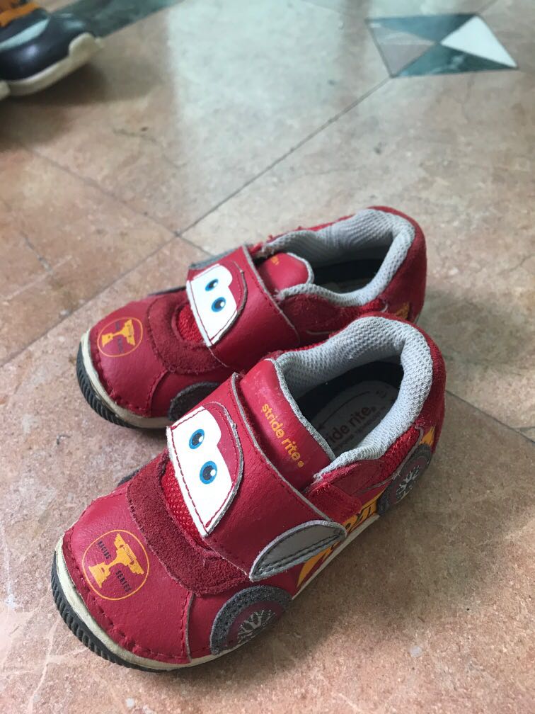 Lightning mcqueen shoes stride rite sales
